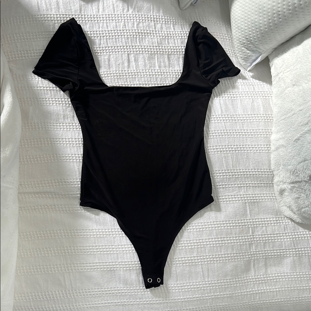 Black Bodysuit Shirt w/ Square Neckline/Off the Shoulder